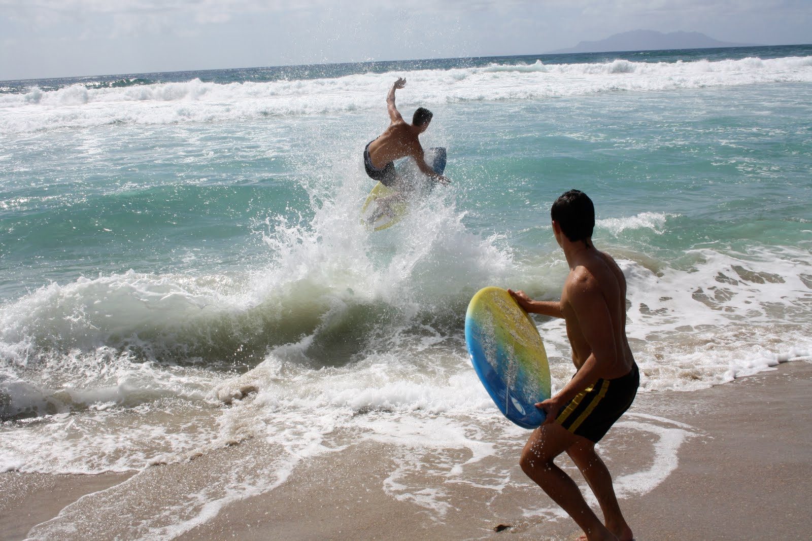 Skimboard en la playa